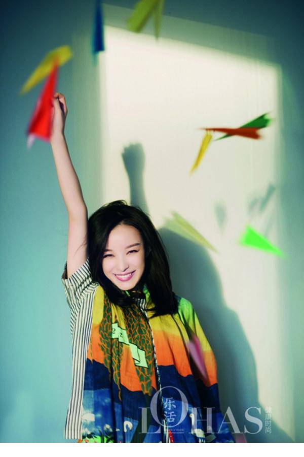 倪妮变身邻家女孩清新图片