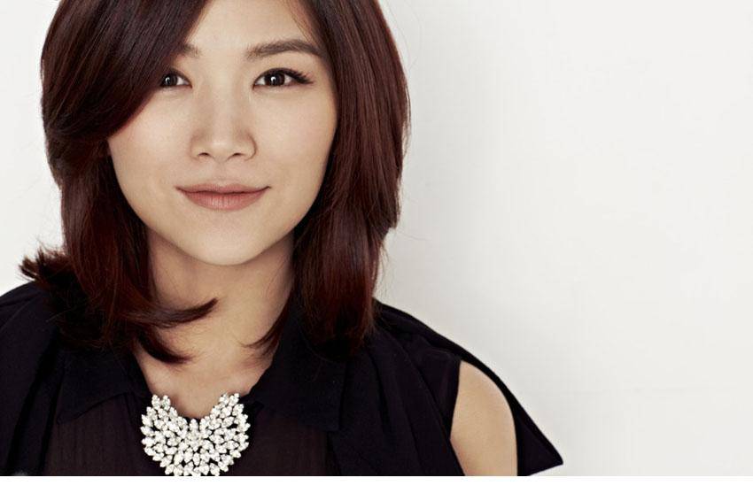 女演员曹曦文散发轻熟女魅力图片