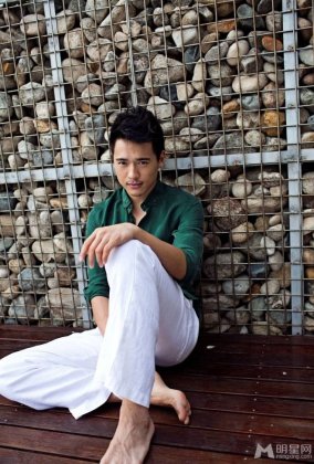 内地性感型男高云翔阳光帅气写真