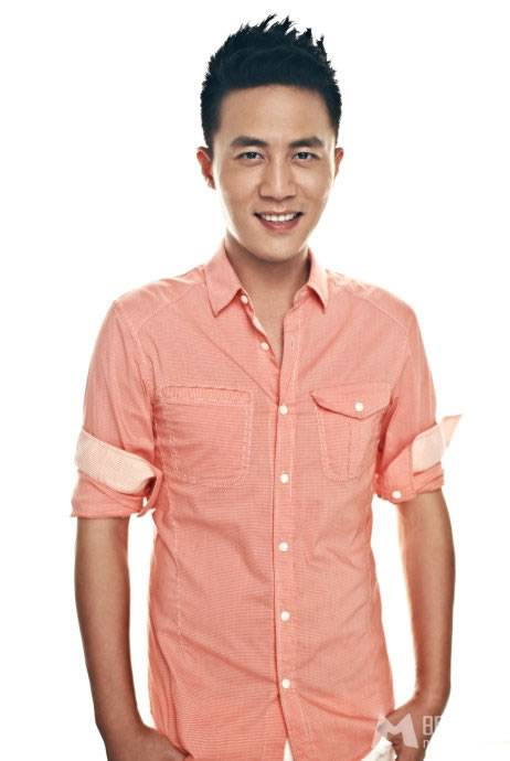 杜淳写真照尽显阳光型男魅力