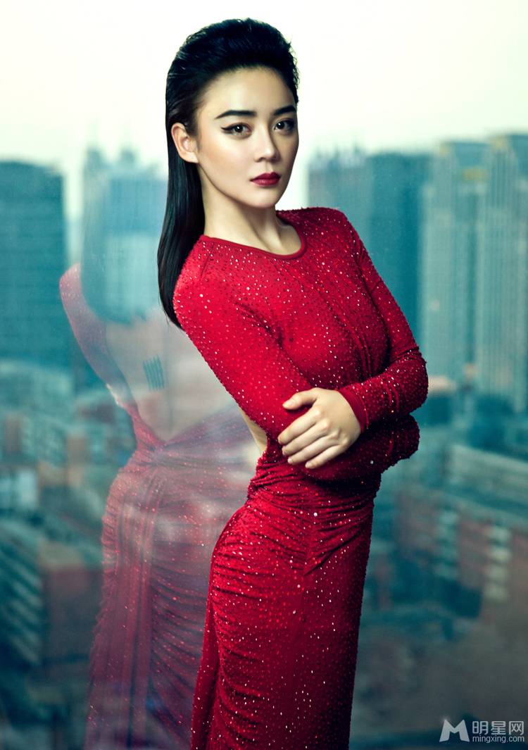 袁姗姗火爆写真 化身女神性感妖艳