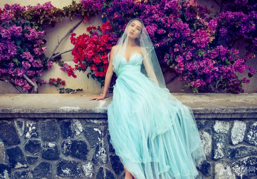 马苏拍摄海岛风情性感写真大片