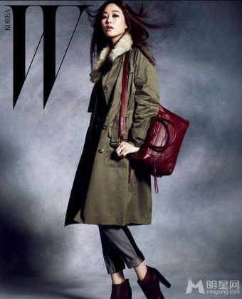 韩国明星金孝珍时尚性感写真