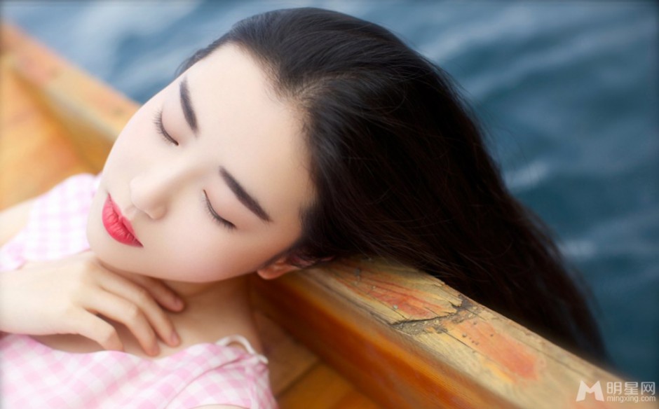 复古女神张辛苑唯美写真