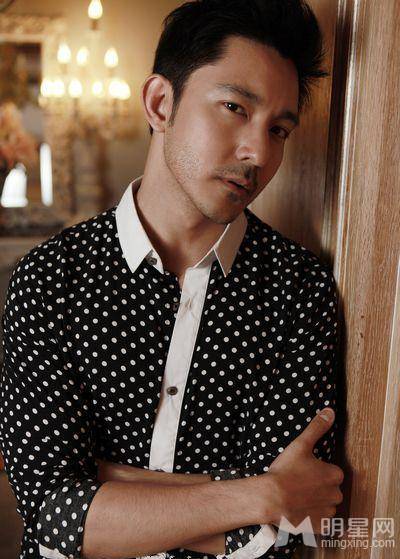 新加坡男演员立威廉帅气图片