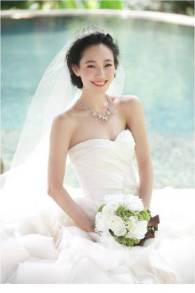 白百何唯美婚纱浪漫写真照
