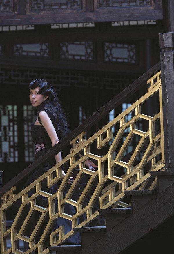 明星莫文蔚轻复古造型图片