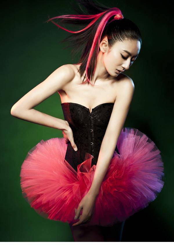 郭珍霓性感百变舞娘高清图片
