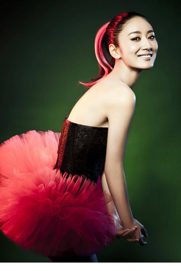 郭珍霓性感百变舞娘高清图片