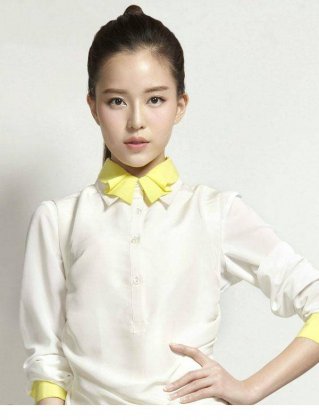 演员温心清新时尚女装图片