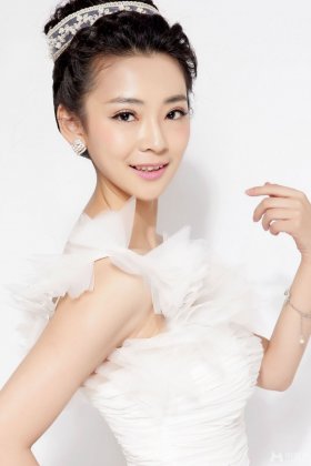 中国新生代女演员王雨歆最新写真