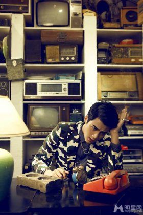 明星姜潮图片百变造型时尚范十足