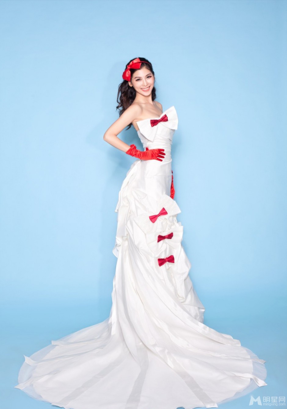 后厨小美银雪最新写真图片