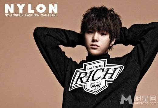 韩国男明星帅哥金明洙写真图片