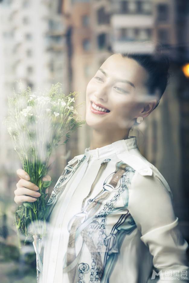 江易珈唯美性感写真美图