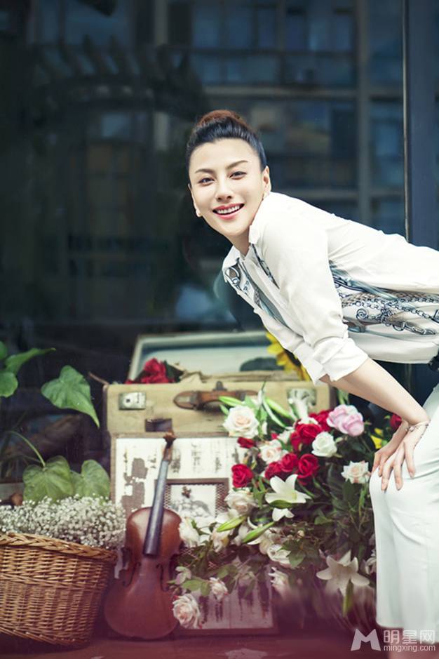 江易珈唯美性感写真美图