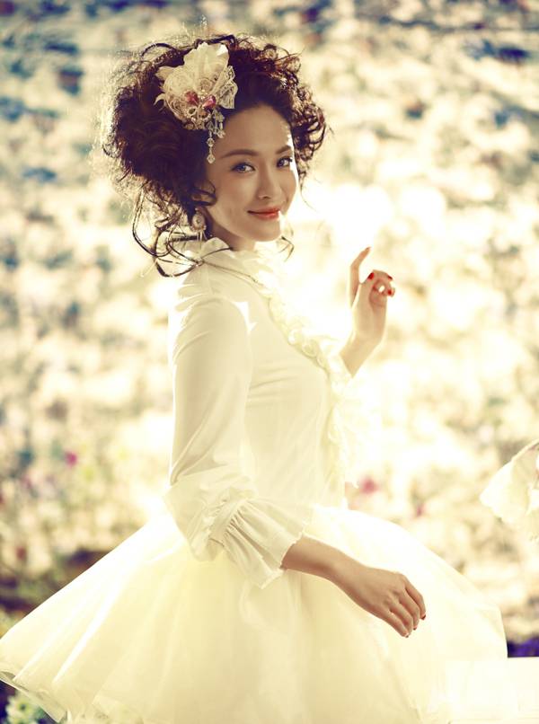 美女明星于越大尺度性感写真照