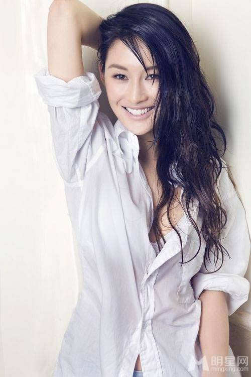 亚洲第一美腿微笑女神陈燃白衬衫性感写真