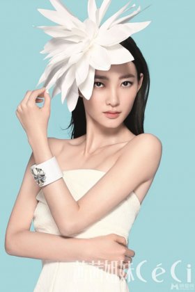 跳水明星王丽坤图片尽展优雅知性