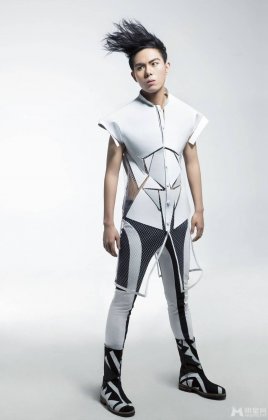 歌手孙子涵图片时尚造型引领潮流