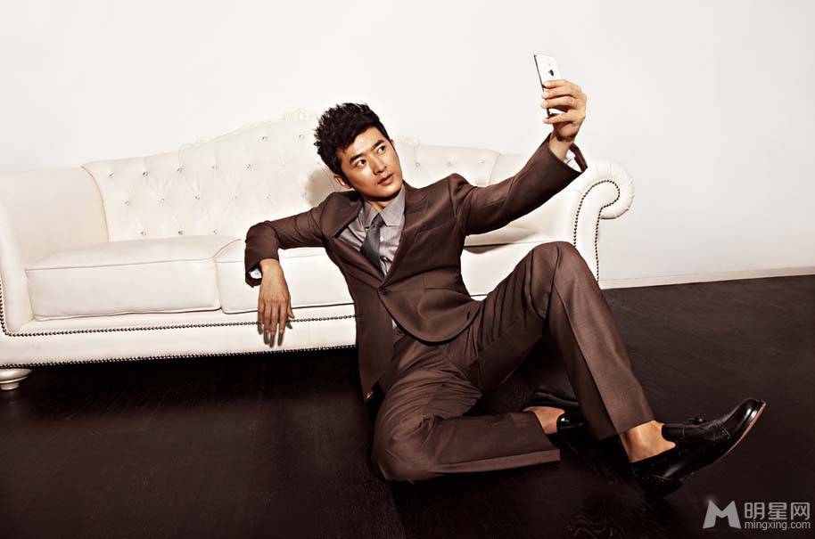 电影演员任泉时尚大片展型男魅力