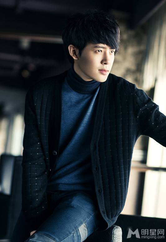 高颜值的男明星秋冬服饰时尚大片