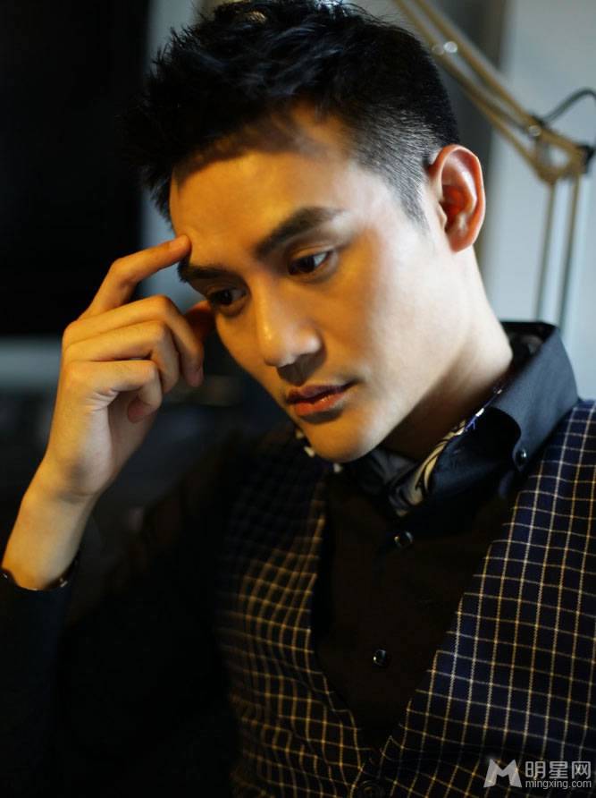 外国人眼中的帅哥王凯360度无死角写真