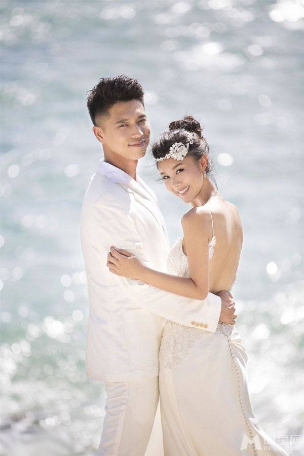 王雷李小萌婚纱照图片唯美浪漫