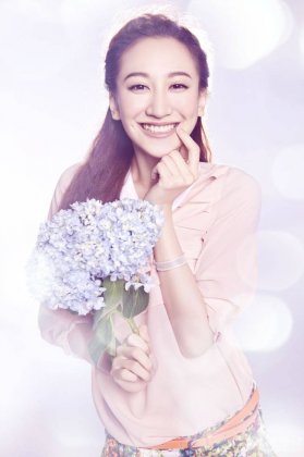 好运来临演员曾泳醍唯美浪漫写真