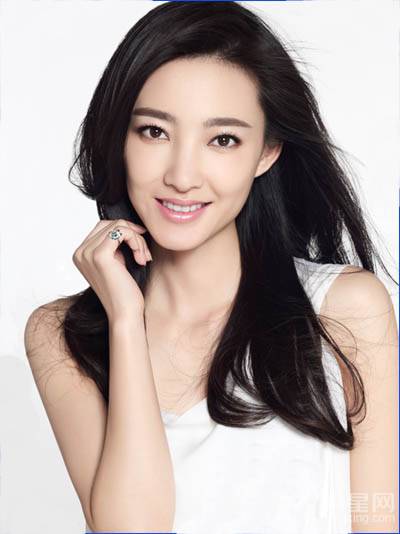 素颜女神王丽坤写真优雅女神范十足