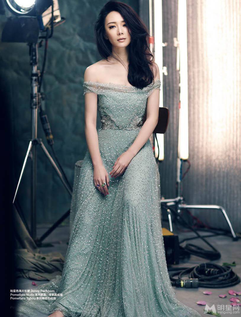 中国女演员陈数性感红唇惊艳全场