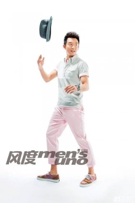 亚洲男神郑恺彩色服饰青春活力十足