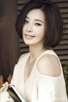 中国影视女演员张曦文气质写真