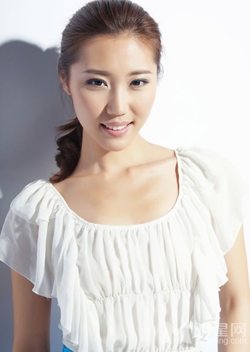 景观文化美女主播张雪倩性感写真