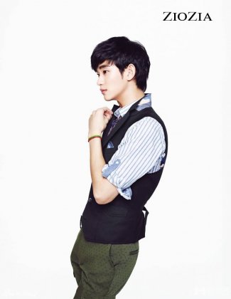 韩国明星金秀贤可爱卖萌高清写真