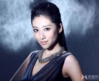 蜀山战纪紫英扮演者刘思彤冷艳气场十足