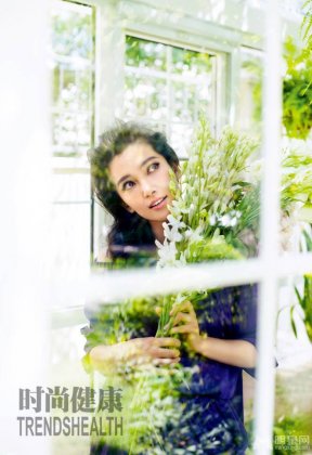 不老女神李冰冰夏日清新写真