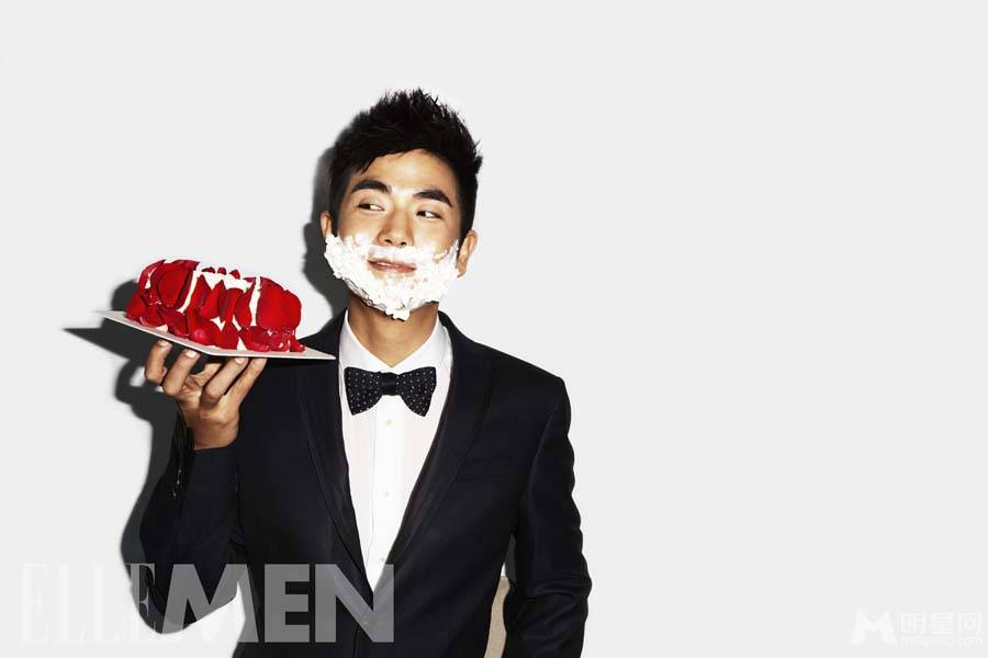 中国帅气男星张晓龙时尚写真