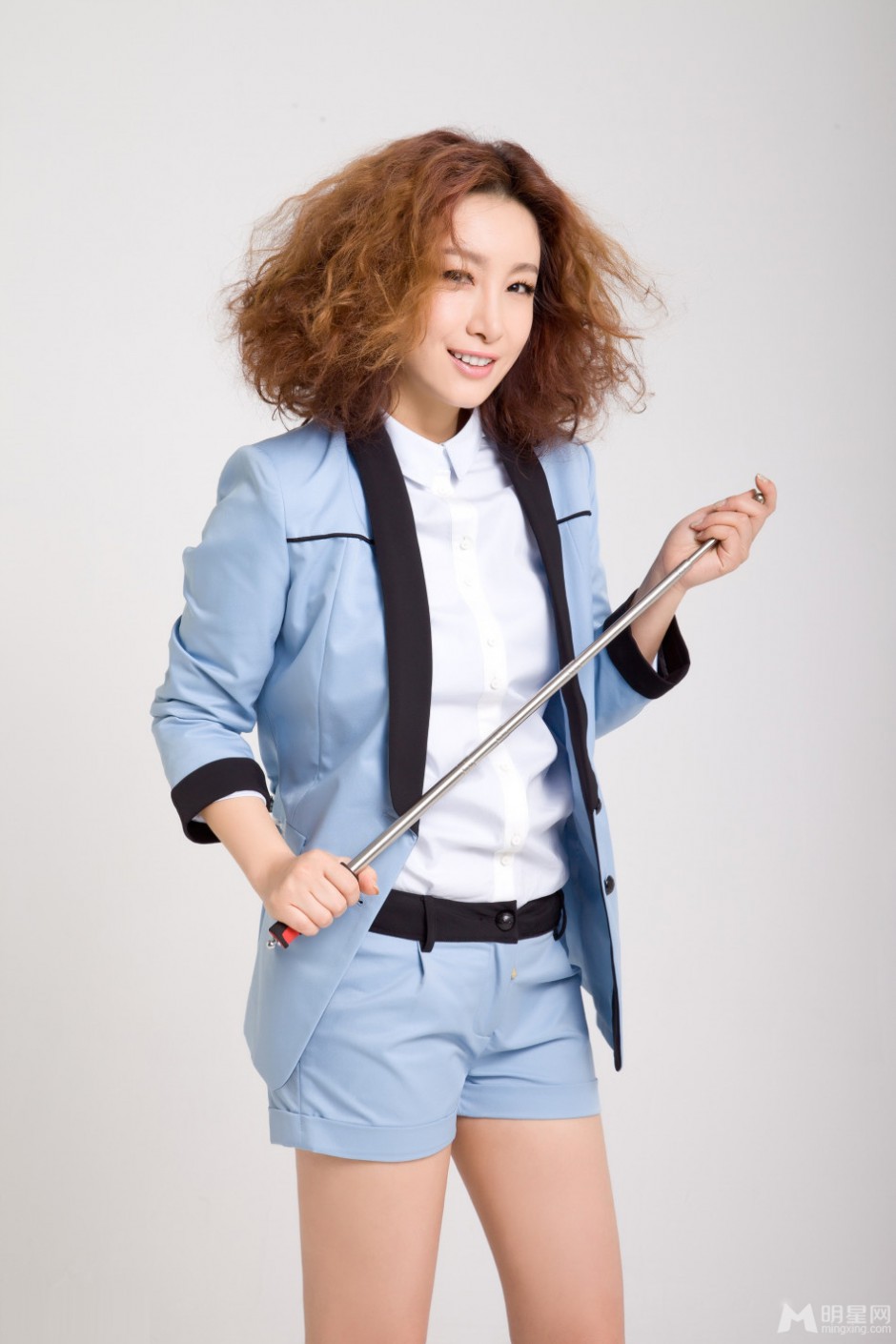 秦海璐性感教师制服诱惑写真