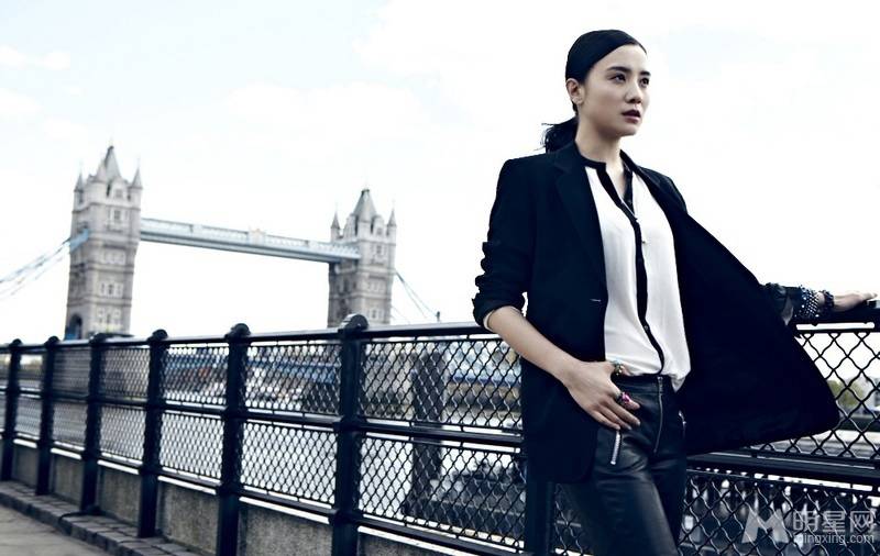 小宋佳造型帅酷街拍写真大片