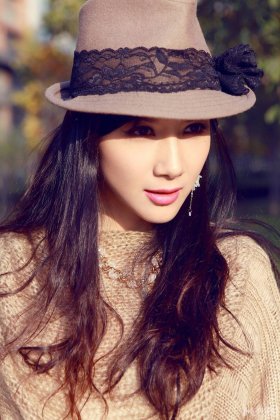 安庆艺人徐立秋日唯美户外写真