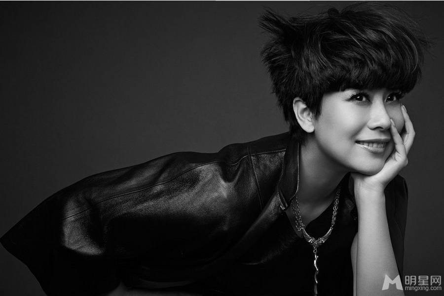 国民媳妇海清时尚黑白写真大片