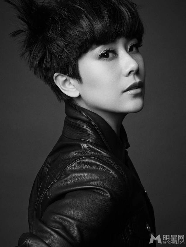 国民媳妇海清时尚黑白写真大片