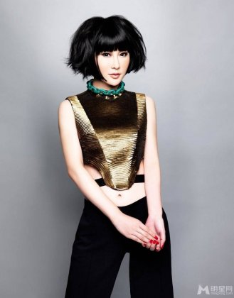 石天琦短发造型女文艺范十足