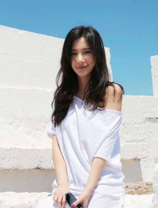 笑容甜美女星熊乃瑾度假写真