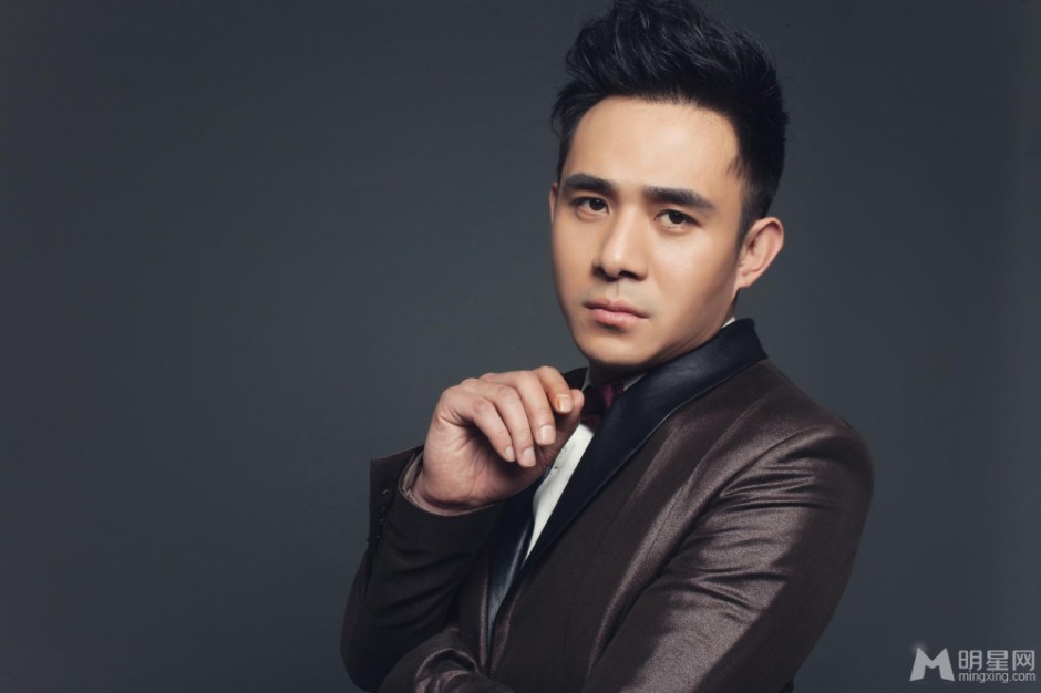 演员贾一平熟男魅力无法挡