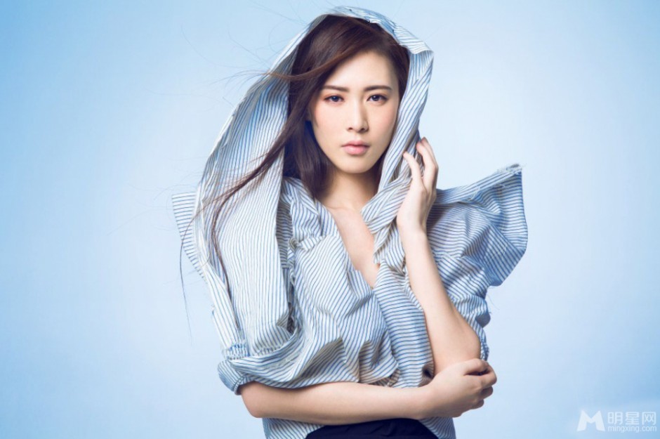 龙一一简约个性时尚写真摄影