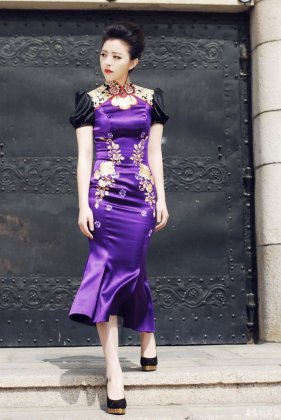 女演员黄小蕾性感旗袍写真