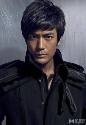 中国时尚型男季晨魅力写真照