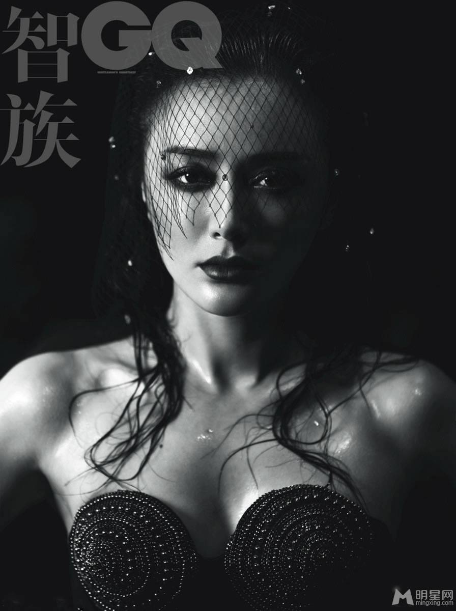 国内漂亮女星秦岚时尚写真大片